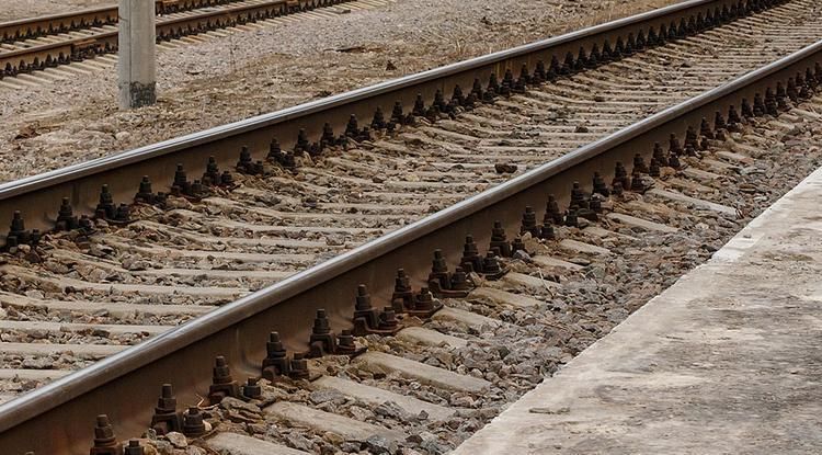 В Белгородской области вынесен приговор комбайнеру за приведение в негодность железнодорожных путей и линии электропередач.