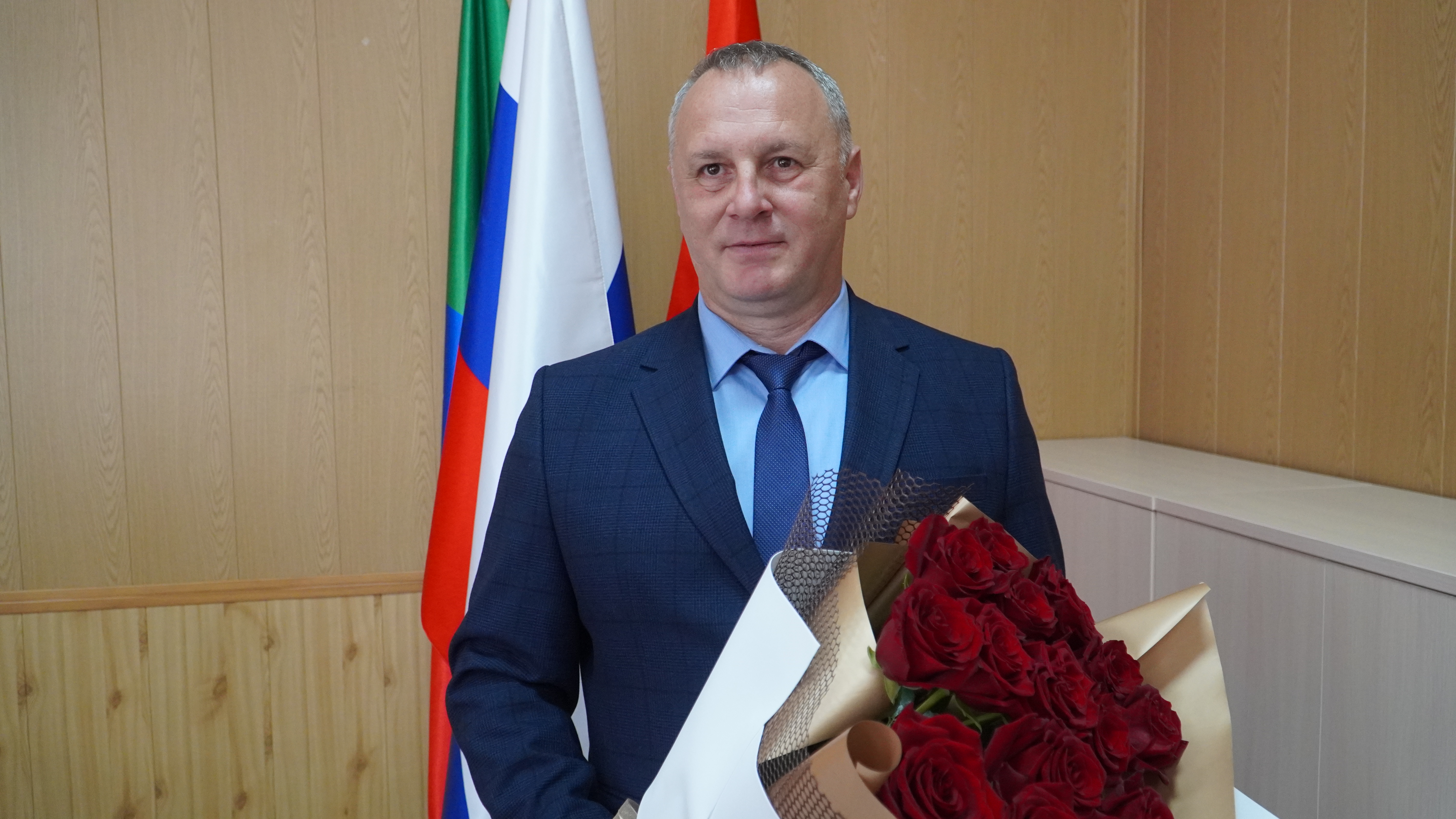Сегодня отмечает юбилей начальник отдела физической культуры и спорта администрации Борисовского района Сергей Чередниченко
