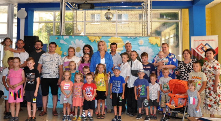 В Борисовке состоялся районный фестиваль молодых семей.