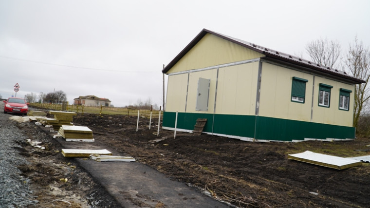 Строительство Ново-Александровского ФАПа.